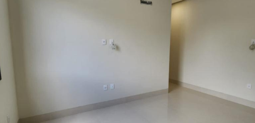 Casa no condomínio Vila Segura