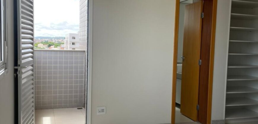 Apartamento 3Q/S no Augusta Mota