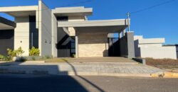 CASA DE ALTO PADRÃO À VENDA – Condomínio Vila Segura