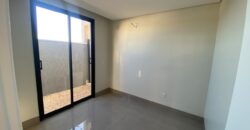 CASA DE ALTO PADRÃO À VENDA – Condomínio Vila Segura