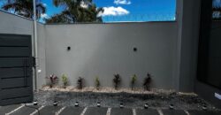 CASA À VENDA – Bairro Reserva Real