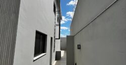 CASA À VENDA – Bairro Reserva Real