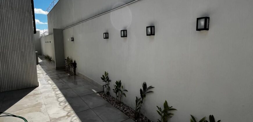CASA À VENDA – Bairro Reserva Real