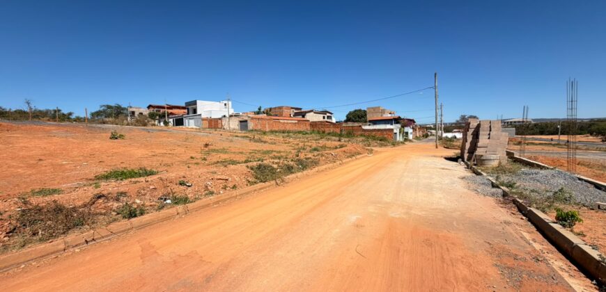 LOTES À VENDA – Bairro Carmelo