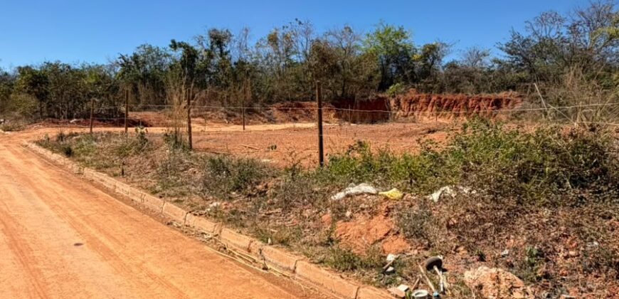 LOTES À VENDA – Bairro Carmelo