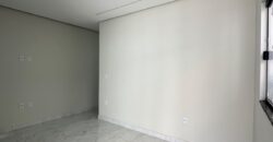 CASA À VENDA – Bairro Novo Delfino