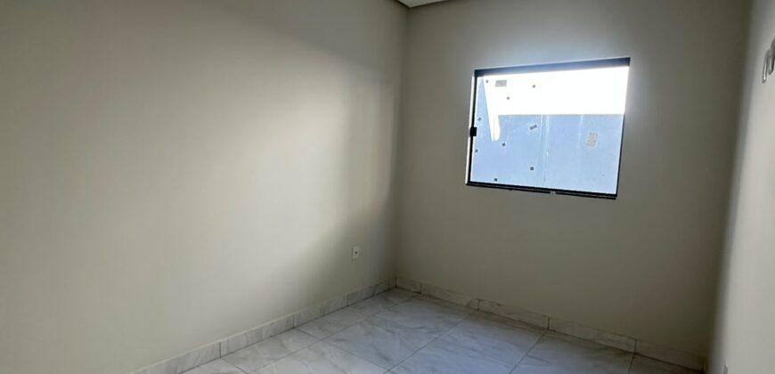 CASA À VENDA – Bairro Novo Delfino
