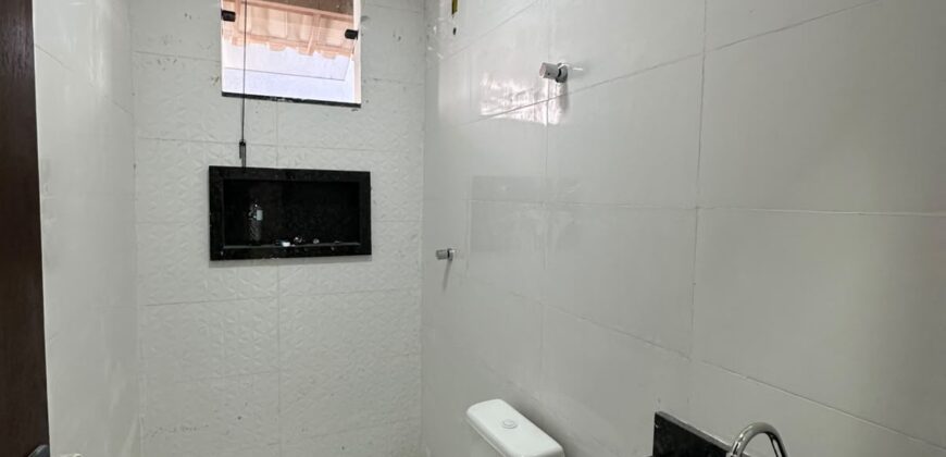 CASA À VENDA – Bairro Novo Delfino