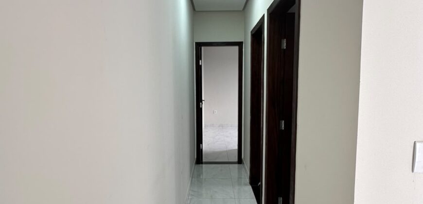CASA À VENDA – Bairro Novo Delfino