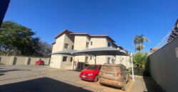 APARTAMENTO À VENDA – Village do Lago I