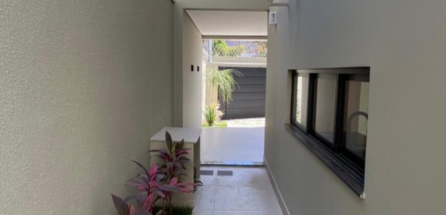 CASA NEO CLÁSSICA À VENDA – Bairro Ibituruna