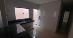CASA À VENDA – Bairro Santa Rafaela