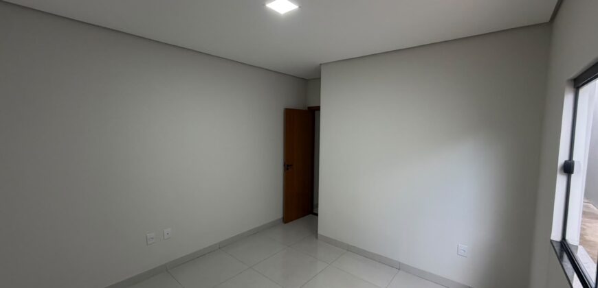 CASA À VENDA – Bairro Independência