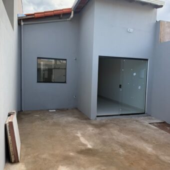 CASA À VENDA – Bairro Independência